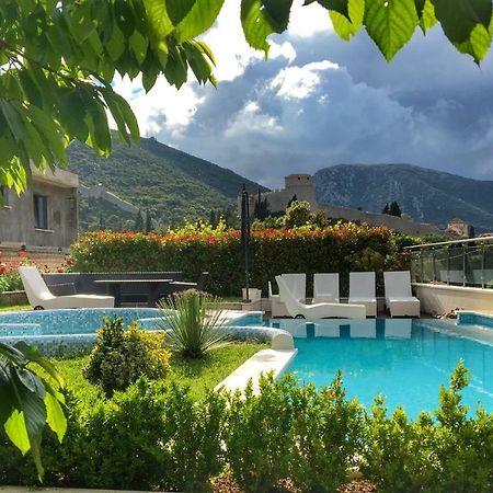 Villa Siga Мали Стон Екстериор снимка