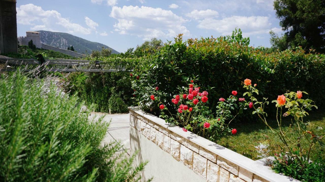 Villa Siga Мали Стон Екстериор снимка
