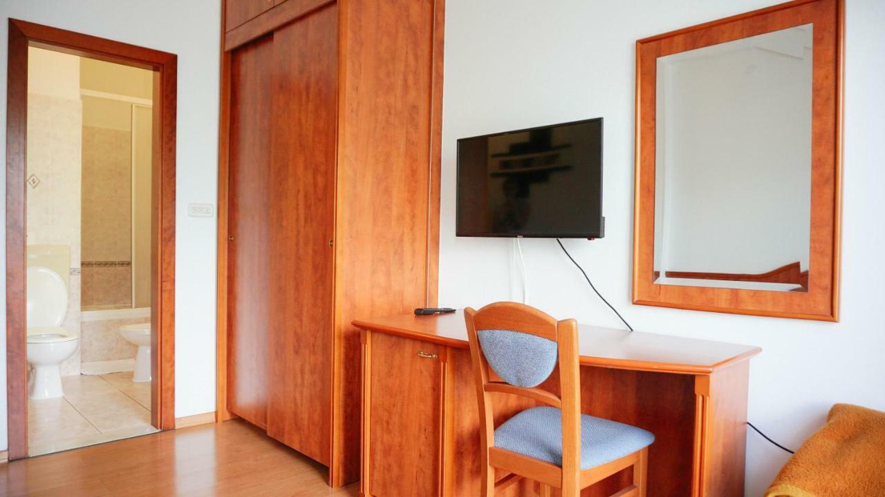 Villa Siga Мали Стон Екстериор снимка